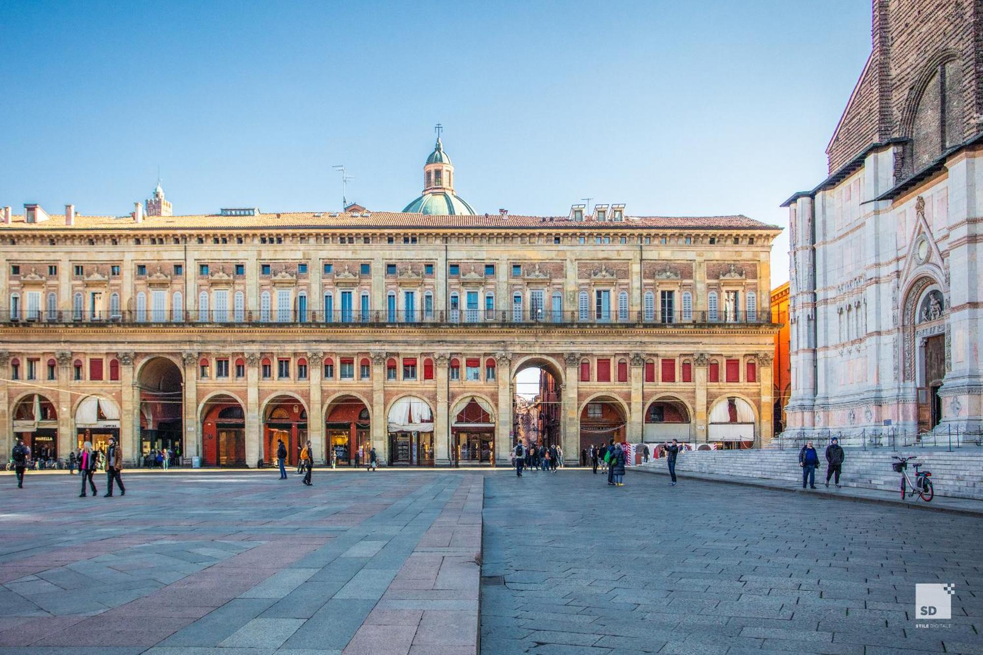 Urbanicooh Guidozagni - Piazza Maggiore View 博洛尼亚 外观 照片