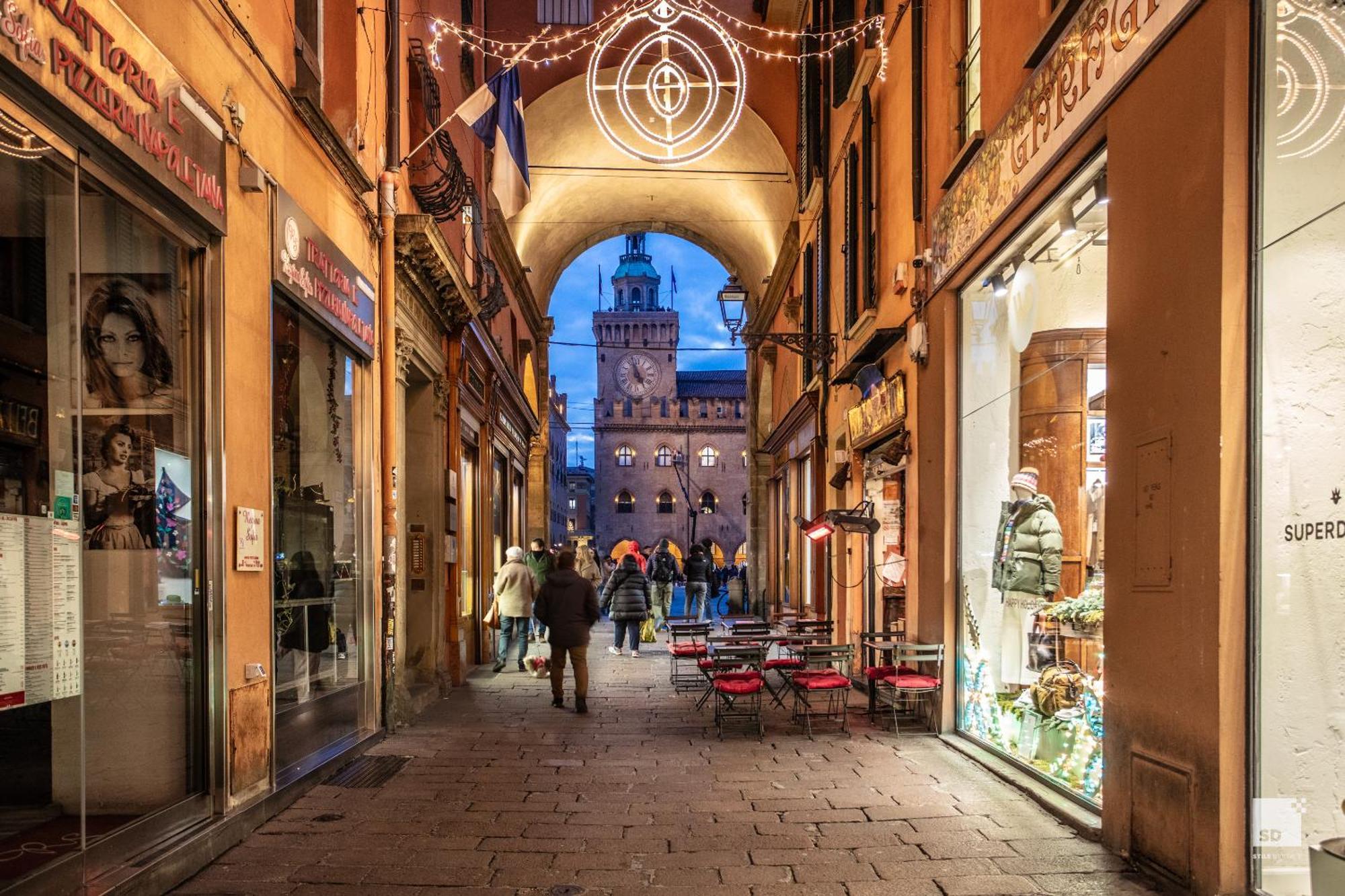 Urbanicooh Guidozagni - Piazza Maggiore View 博洛尼亚 外观 照片